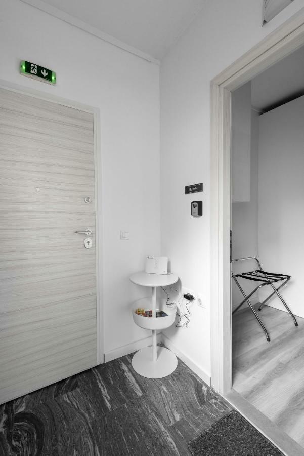 M&F Luxury Suites Est. 2019 / F Suite เทสซาโลนิกิ ภายนอก รูปภาพ