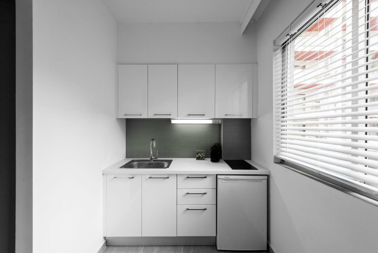 M&F Luxury Suites Est. 2019 / F Suite เทสซาโลนิกิ ภายนอก รูปภาพ